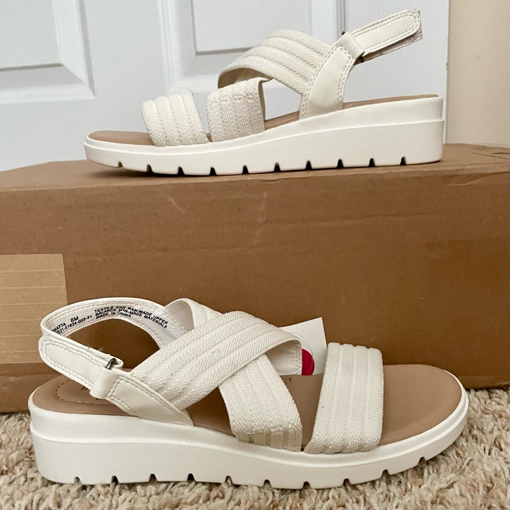 NEW sporty stretch platform sandals